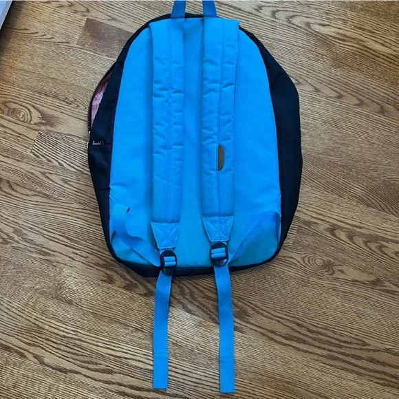 Herschel Backpack - Picture 2 of 15